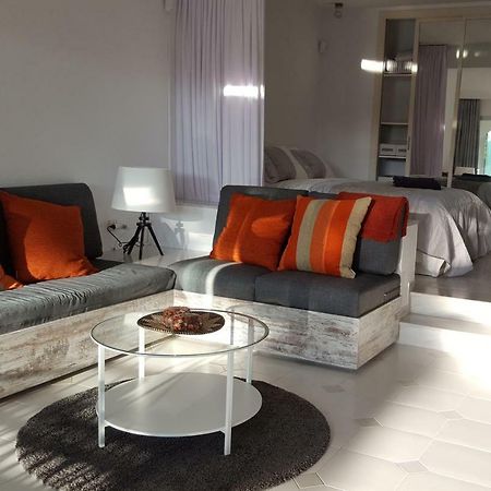 דירות Sitio de Calahonda Casa Robert Y Nergiz מראה חיצוני תמונה