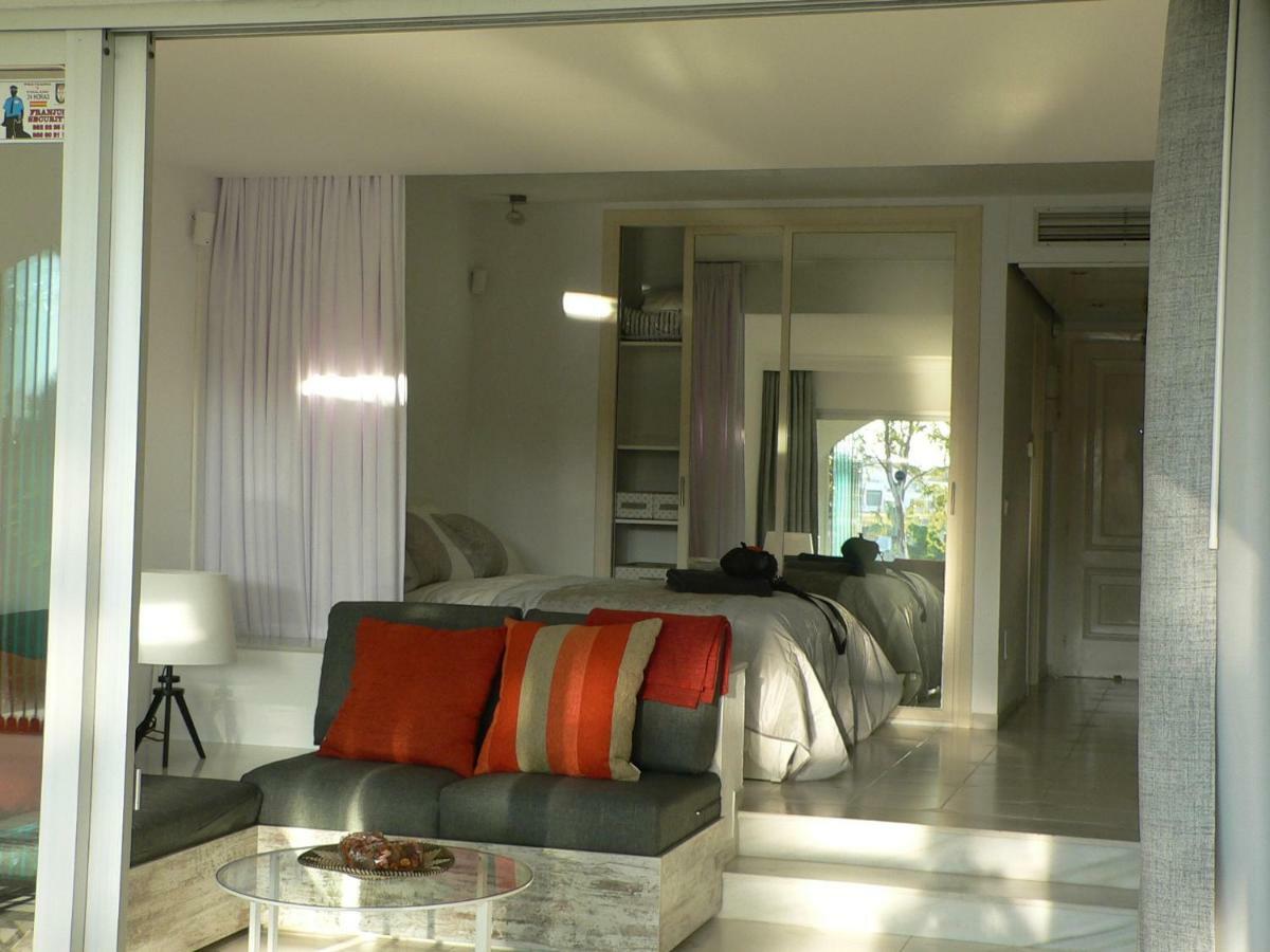 דירות Sitio de Calahonda Casa Robert Y Nergiz מראה חיצוני תמונה