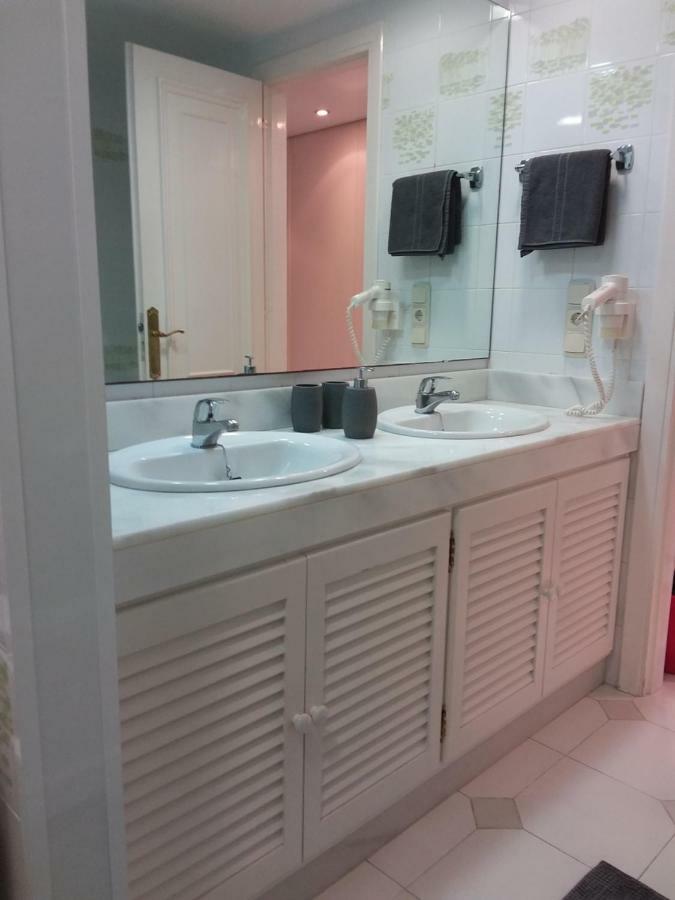דירות Sitio de Calahonda Casa Robert Y Nergiz מראה חיצוני תמונה