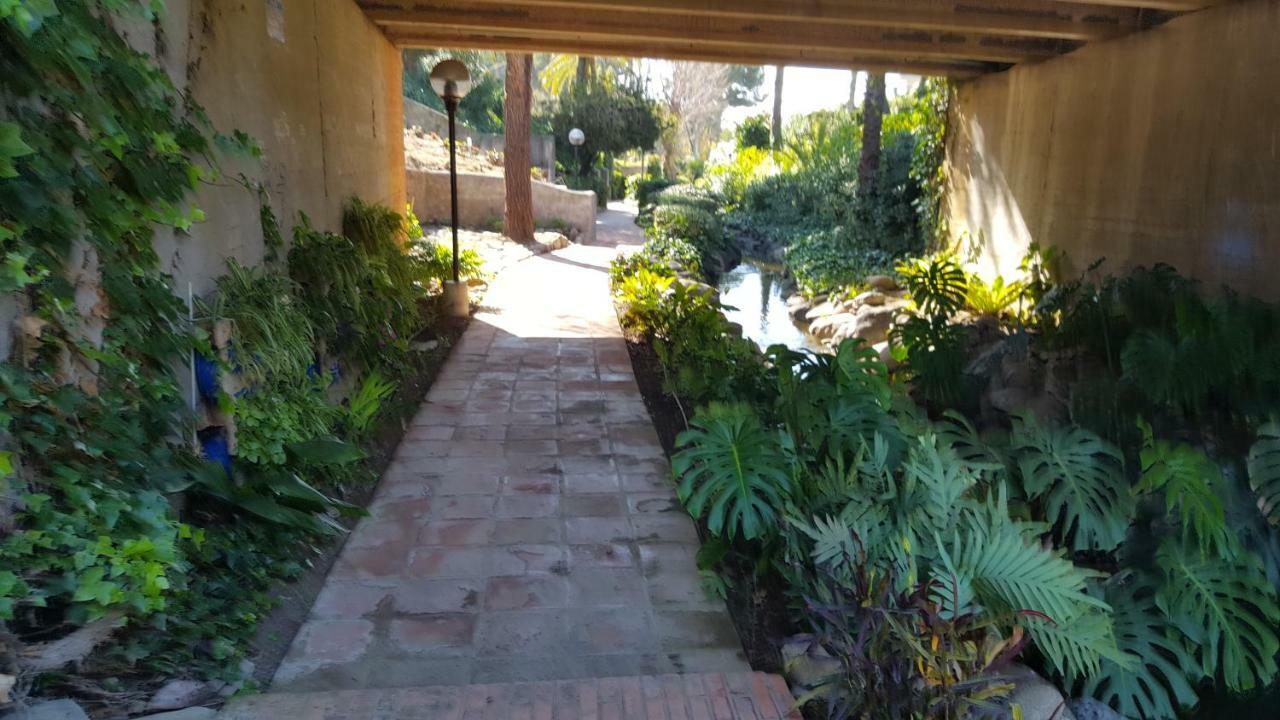 דירות Sitio de Calahonda Casa Robert Y Nergiz מראה חיצוני תמונה